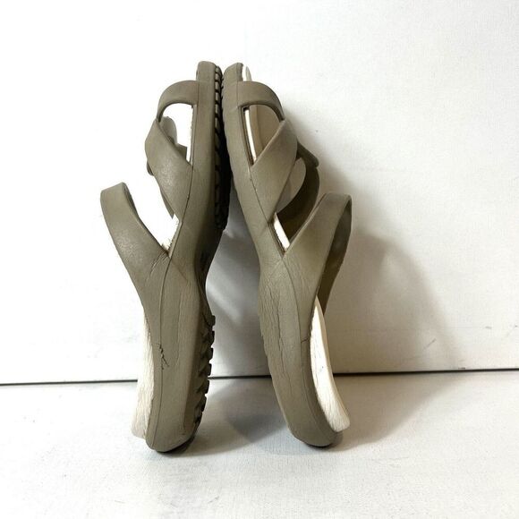 Crocs Sandals Women's 7 Brown Summer Strappy Slides Comfort Casual Slip On Flats - Picture 5 of 11